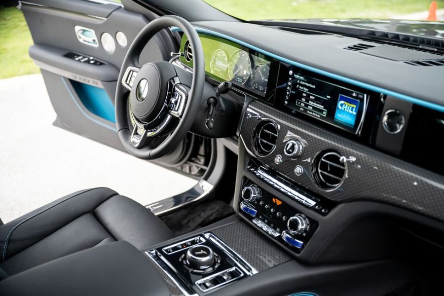 2022-rolls-royce-ghost-black-badge-13-1638754199